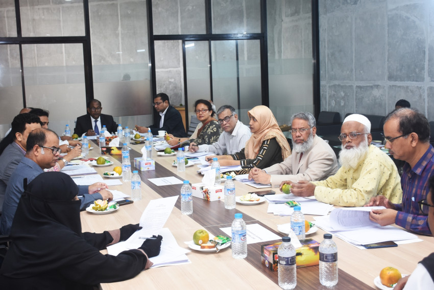 বরেন্দ্র বিশ্ববিদ্যালয়ের একাডেমিক কাউন্সিলের  ৯ম সভা অনুষ্ঠিত