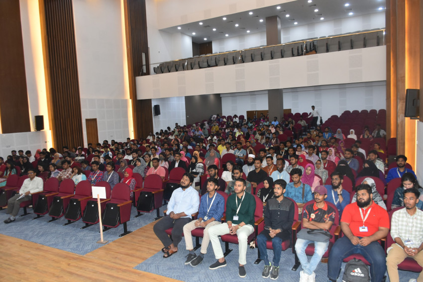 ক্লাস প্রতিনিধিবৃন্দের সাথে বরেন্দ্র বিশ্ববিদ্যালয়ে উপাচার্যের মতবিনিময়