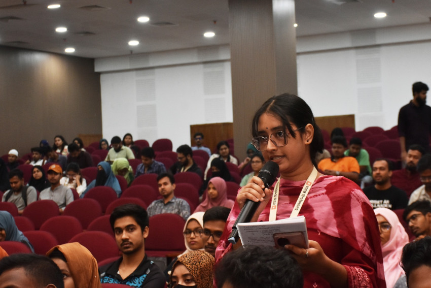 বরেন্দ্র বিশ্ববিদ্যালয়ে “The Full Spectrum of Job Seeker's Toolkit-Cv,Interview and Search Strategies ” শীর্ষক ওয়ার্কশপ অনুষ্ঠিত