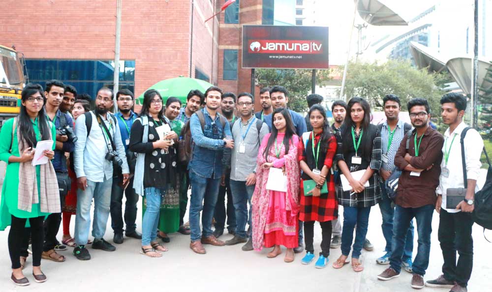 বরেন্দ্র বিশ্ববিদ্যালয়ের সাংবাদিকতা বিভাগের শিক্ষার্থীদের ঢাকার সংবাদপত্র, টেলিভিশন চ্যানেল পরিদর্শন