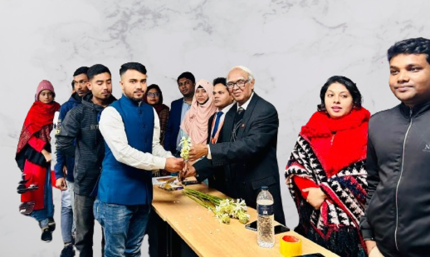 বরেন্দ্র বিশ্ববিদ্যালয় সমাজবিজ্ঞান বিভাগের স্প্রিং-২০২৪ সেমিস্টারের 'নবীন বরণ' অনুষ্ঠিত